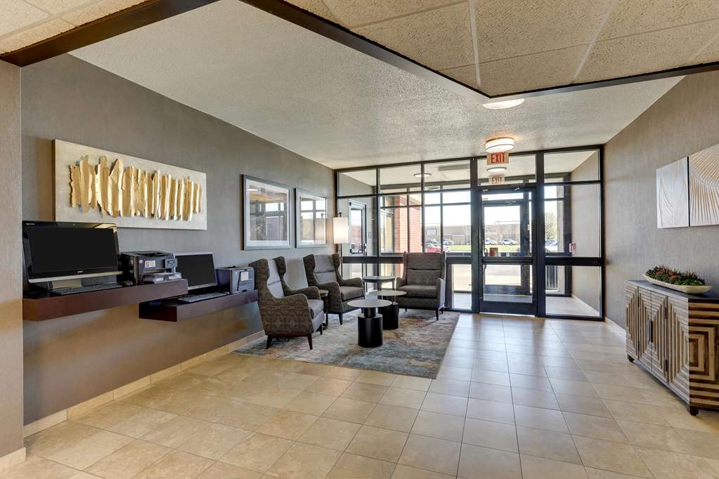 Drury Inn & Suites Marion - photo 43