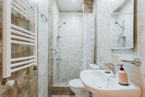 Meidan Bazaar Prime Location Apartment