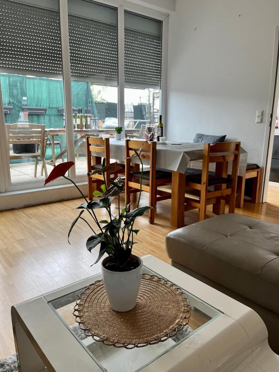 Dachgeschosswohnung Mit Kostenlosem Parkplatz Und Internet — 4-Star Luxury Hotel in Vienna, Austria