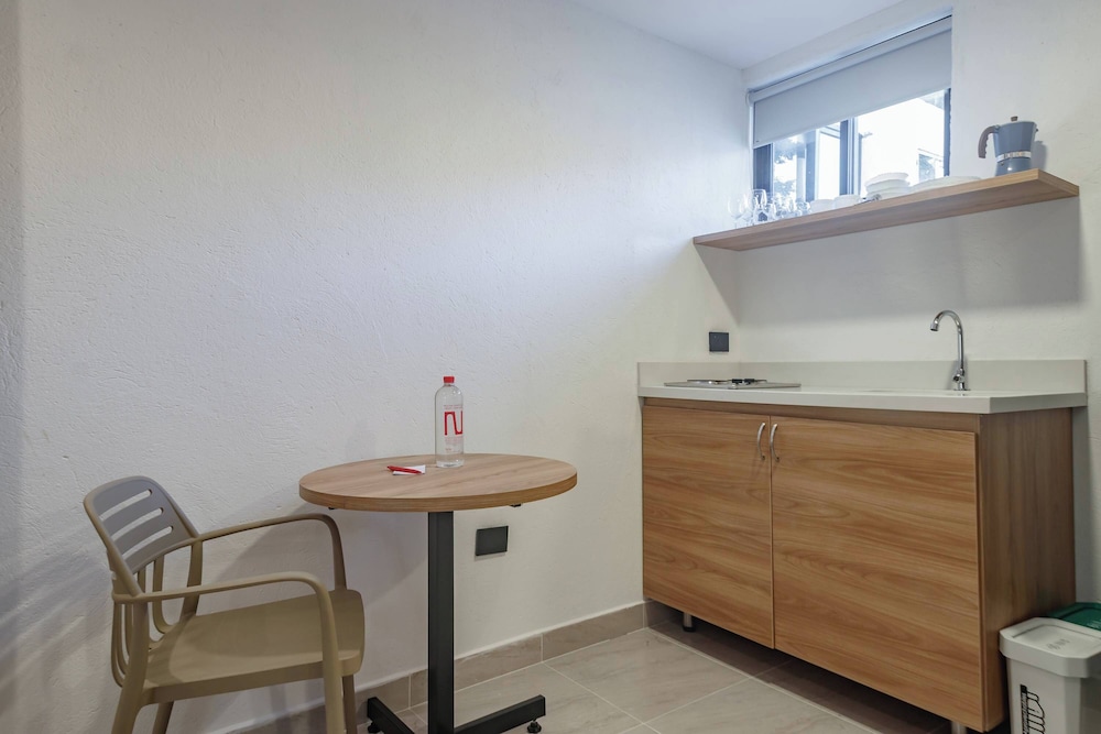 Chez Val & Dam - carbon neutral hotel in Avignon