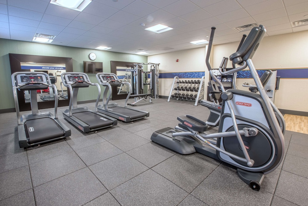 Hampton Inn by Hilton Amesbury - photo 30