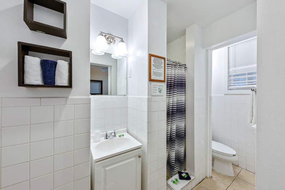 Wicker Guesthouse - photo 65