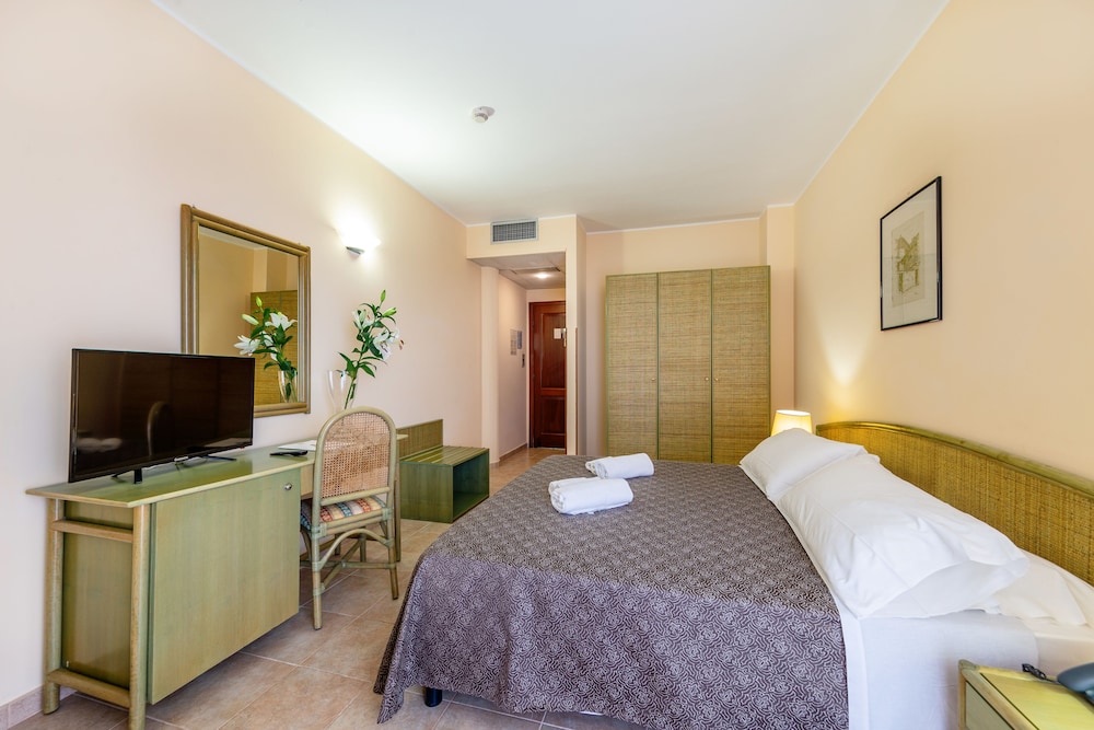 Rina Hotel — Alghero — photo 4