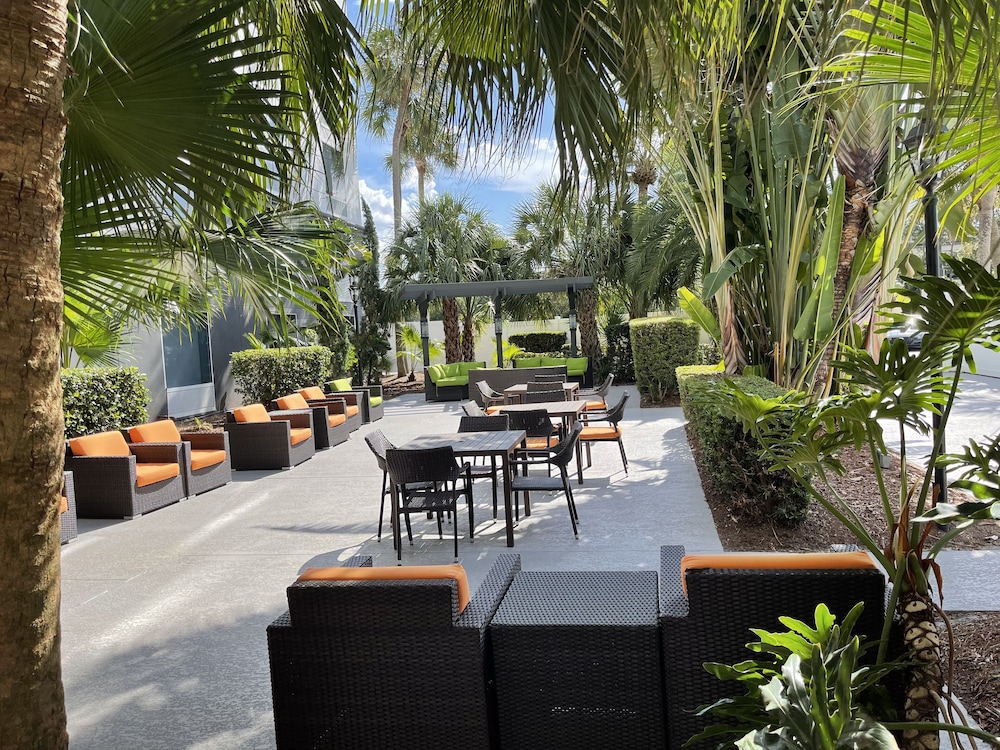 Courtyard by Marriott across Universal Orlando - photo 88