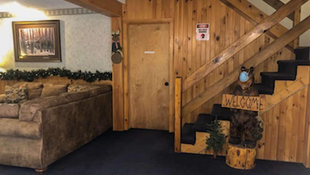 Adirondack Lodge Old Forge - photo 2