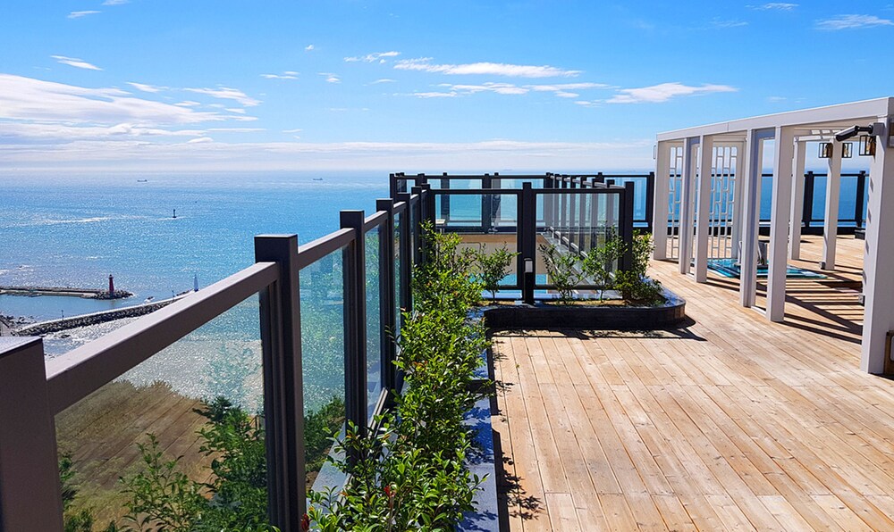 Suntree Hotel - carbon neutral hotel in Busan