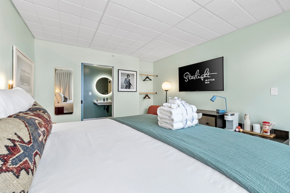 Starlight Motor Inn - photo 19