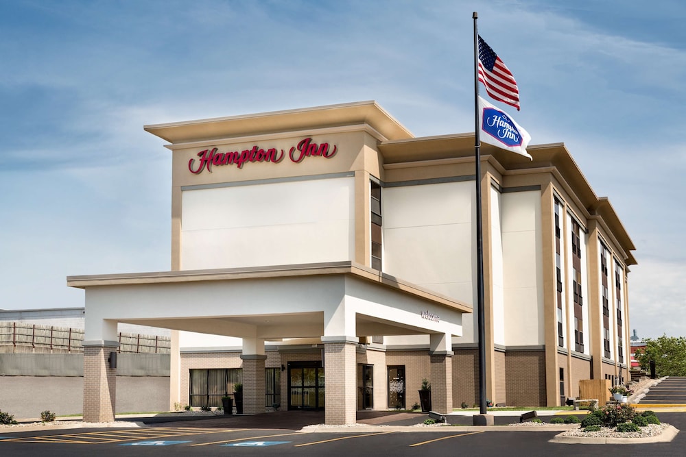 Hampton Inn St. Joseph - photo 30