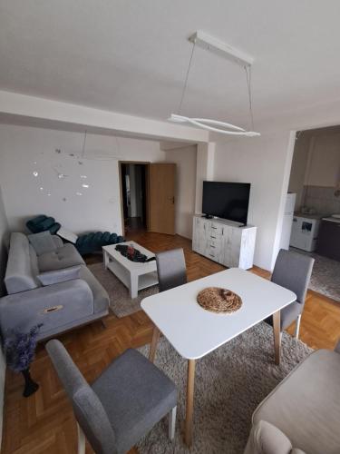 AS Apartment Tetovo — 4-Star Luxury Hotel in Tetovo, Republic of Macedonia