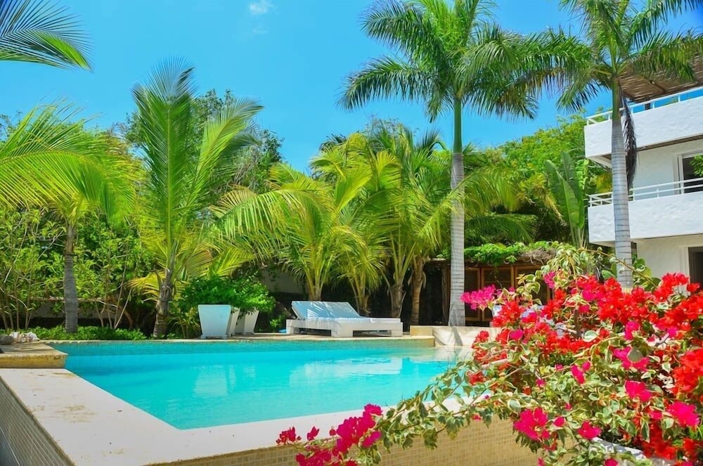 Villa Los Cocos Baru — 4-Star Luxury Hotel in Cartagena, Colombia