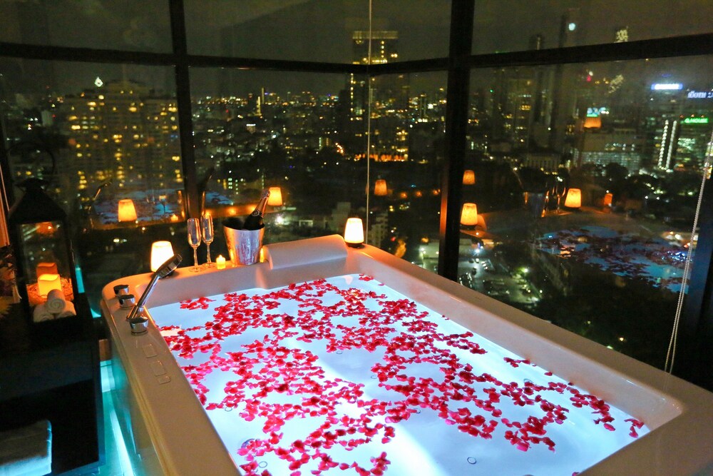 Aetas Lumpini in Bangkok, Thailand