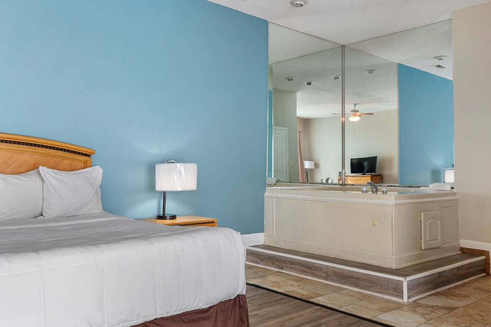 Ocean Crest Inn and Suites - photo 13