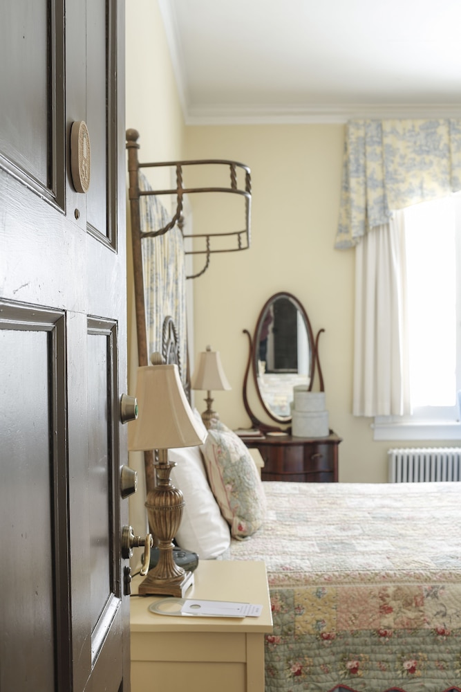 Delamater Inn - photo 8