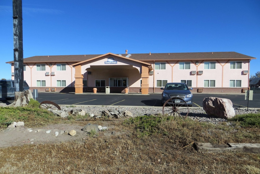 Days Inn by Wyndham Alamosa - photo 54
