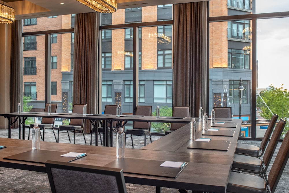 The Row Hotel at Assembly Row Autograph Collection - photo 81