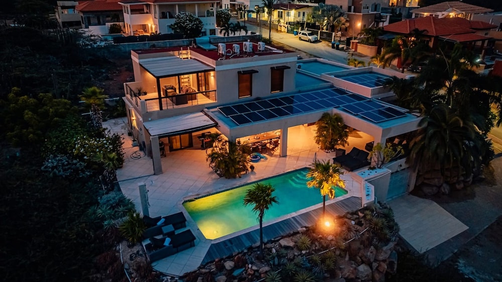 Hillside Retreat in Noord in Noord, Aruba