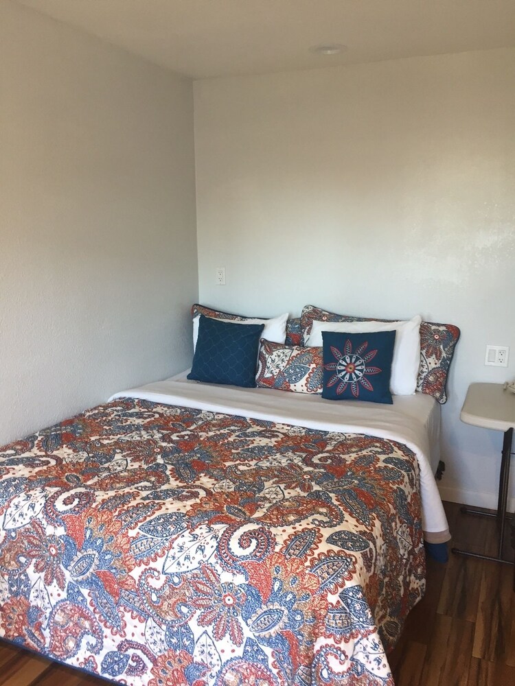 Berkeley Inn - photo 3