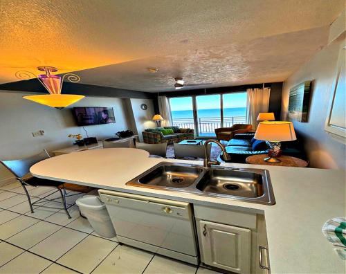Wyndham Ocean Walk Resort 1007 Vacation in Comfort and luxury 1 BR Direct Oceanfront - photo 21