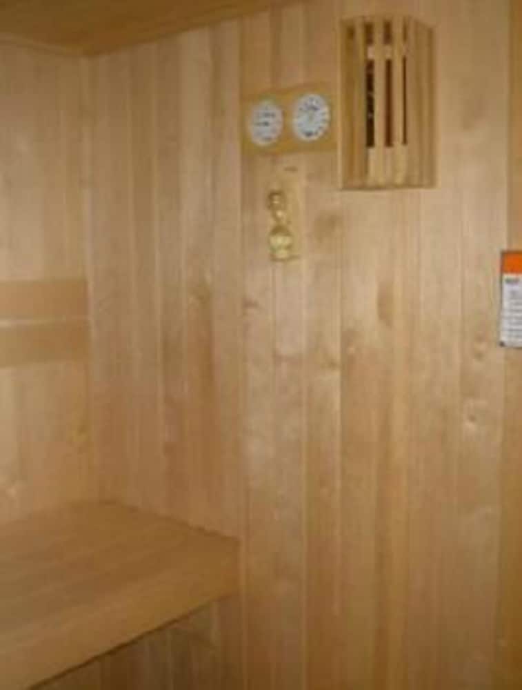 Patio Motor Court - photo 13