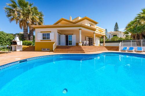 Villa Ocre — 4-Star Luxury Hotel in Albufeira, Portugal