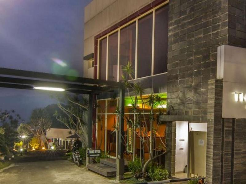 The Rizen Hotel — Bogor — photo 2