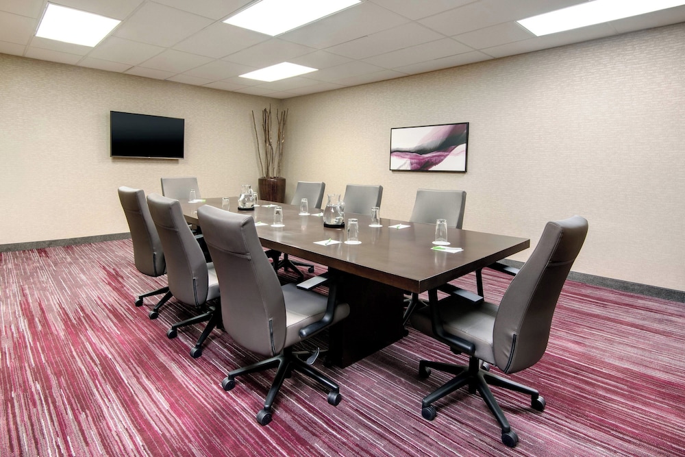 Courtyard by Marriott Savannah Midtown - photo 24