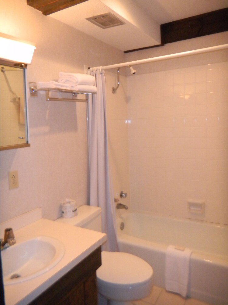 Beech Mountain Inns - photo 35