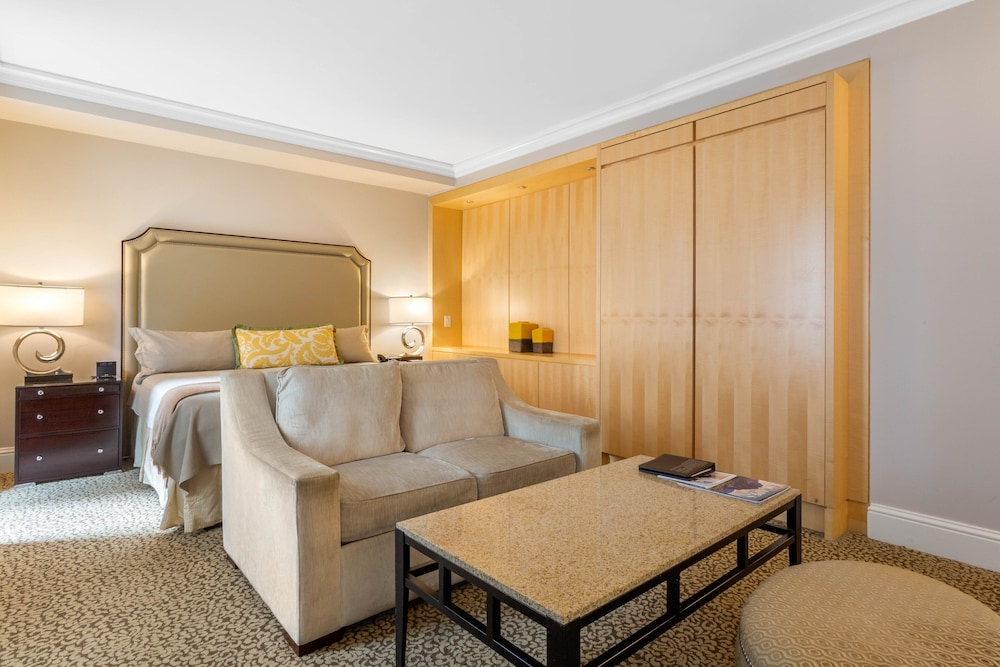 Omni Berkshire Place - photo 93