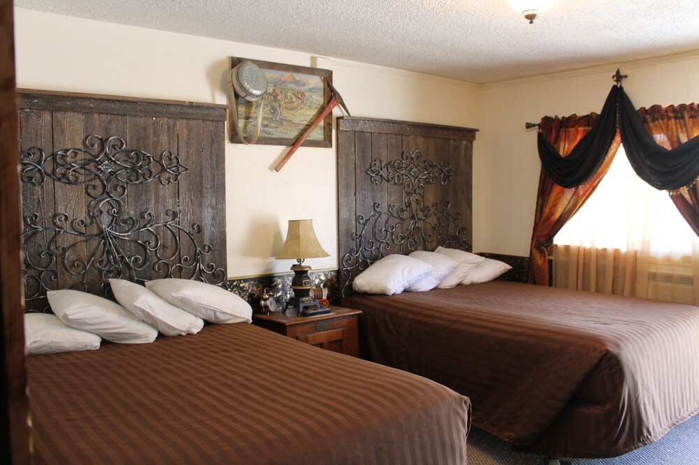 Black Bear Motel - photo 55