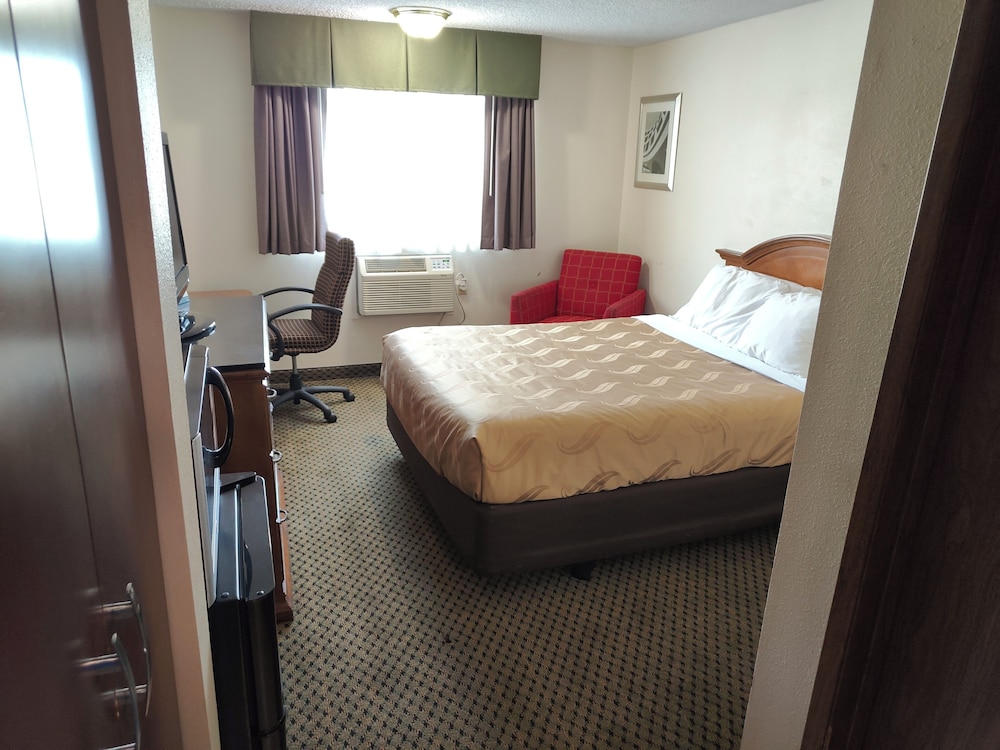Roosevelt Hotel - photo 6