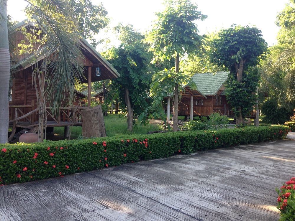 Sakthong Resort — hotel in Nakhon Sawan