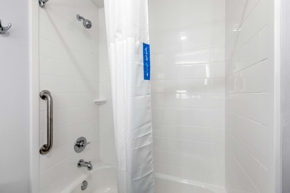 Hampton Inn And Suites By Hilton Ruidoso - photo 10