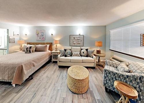 Sea Breeze Suites - photo 3