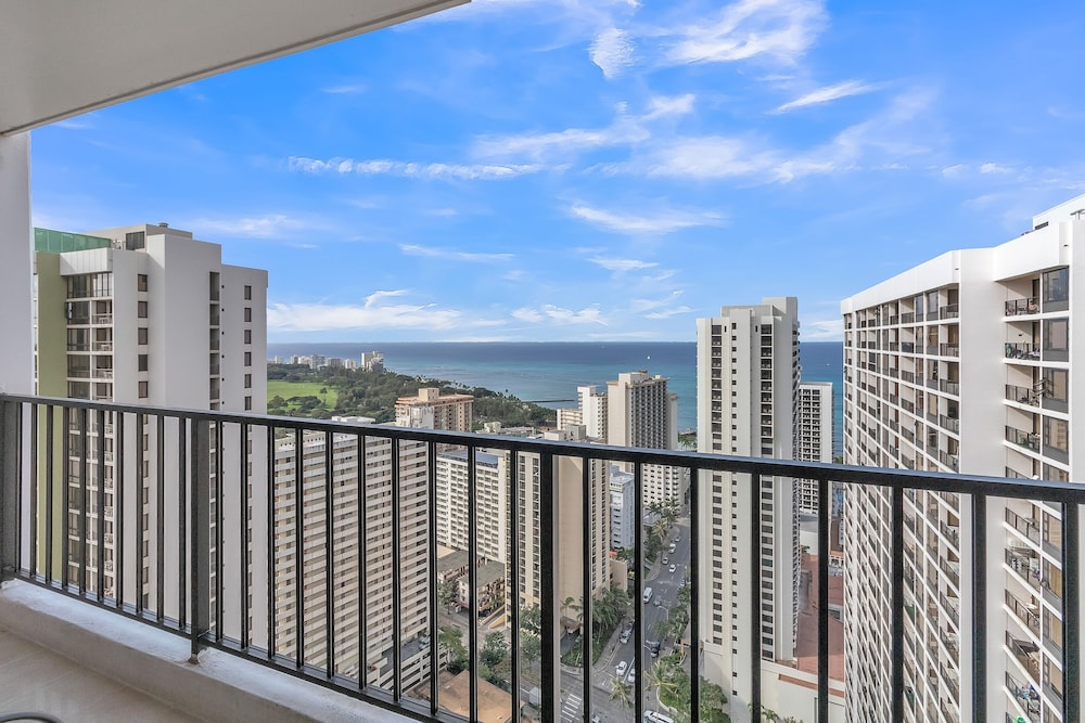 Waikiki Banyan Condo Located One Block From Waikiki Beach by Koko Resort Vacation Rentals - photo 149