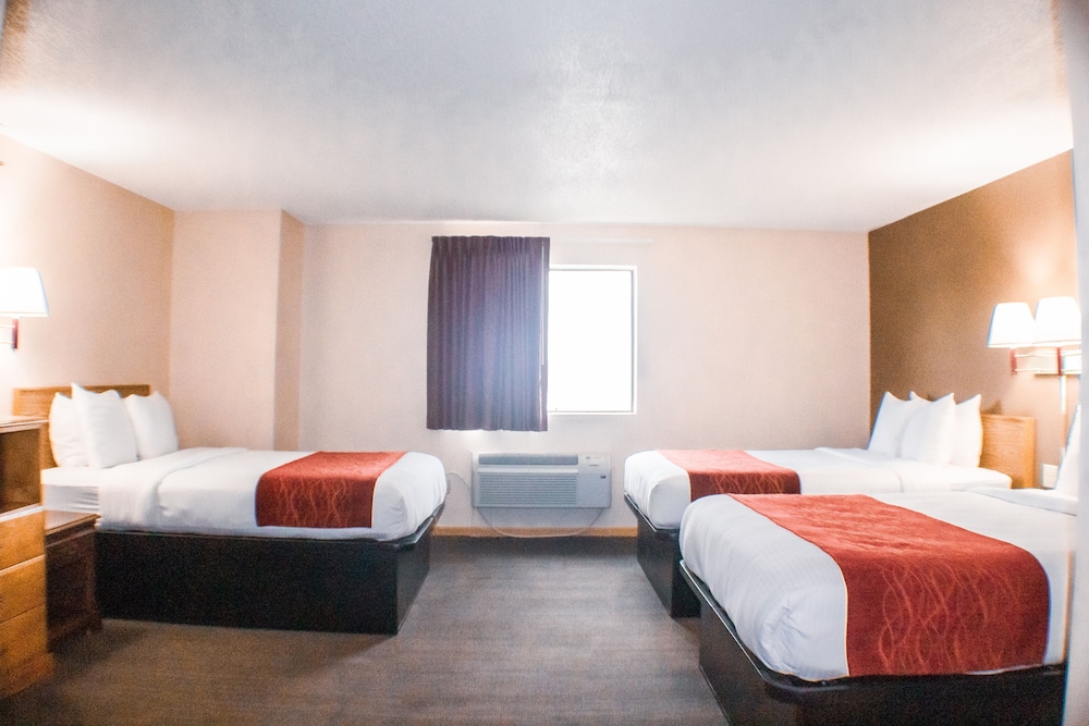 Victorian Inn & Suites - photo 5