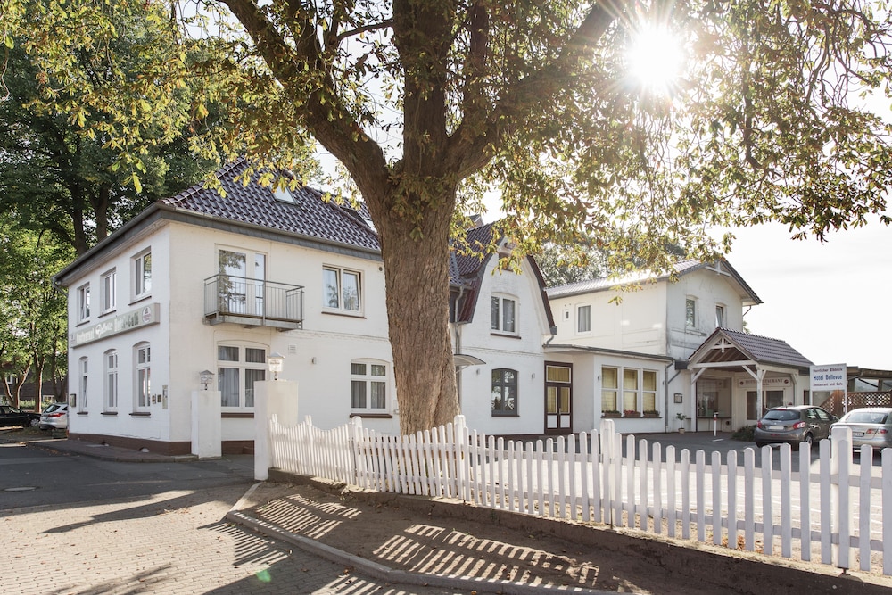 Hotel Bellevue — hotel in Lauenburg