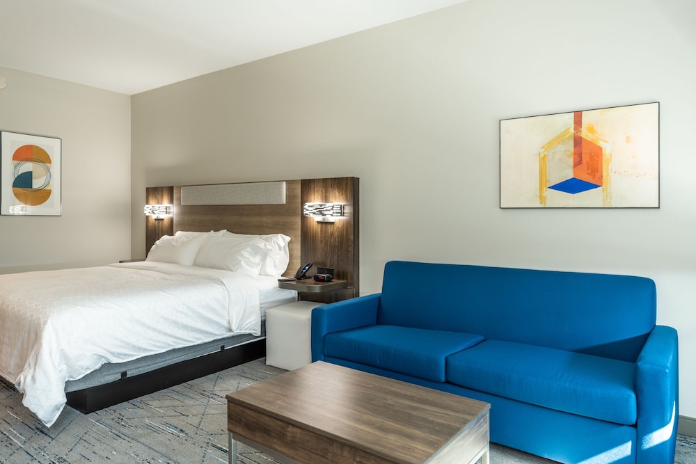Holiday Inn Express & Suites Charlottesville by IHG - photo 21