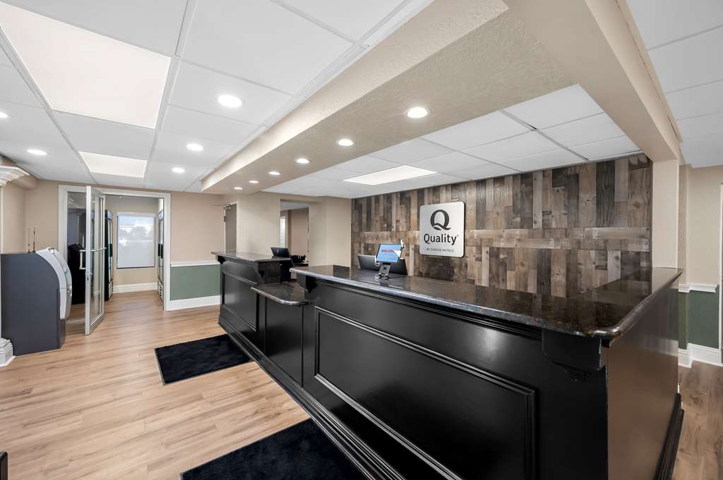 Quality Inn Fort Myers Cape Coral - photo 4