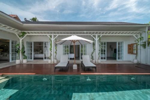 Blanc Mediterranean: 3BR in Central Canggu — 4-Star Luxury Hotel in Canggu, Indonesia