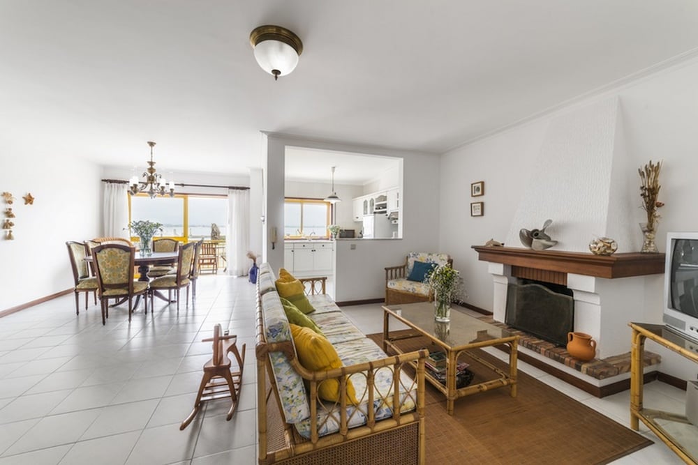 38 Rias View Apartment — 4-Star Luxury Hotel in Murtosa, Portugal