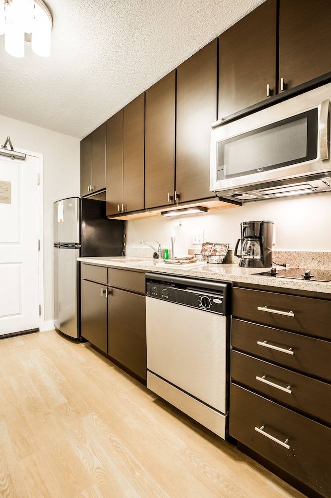 TownePlace Suites by Marriott Gilford - photo 14