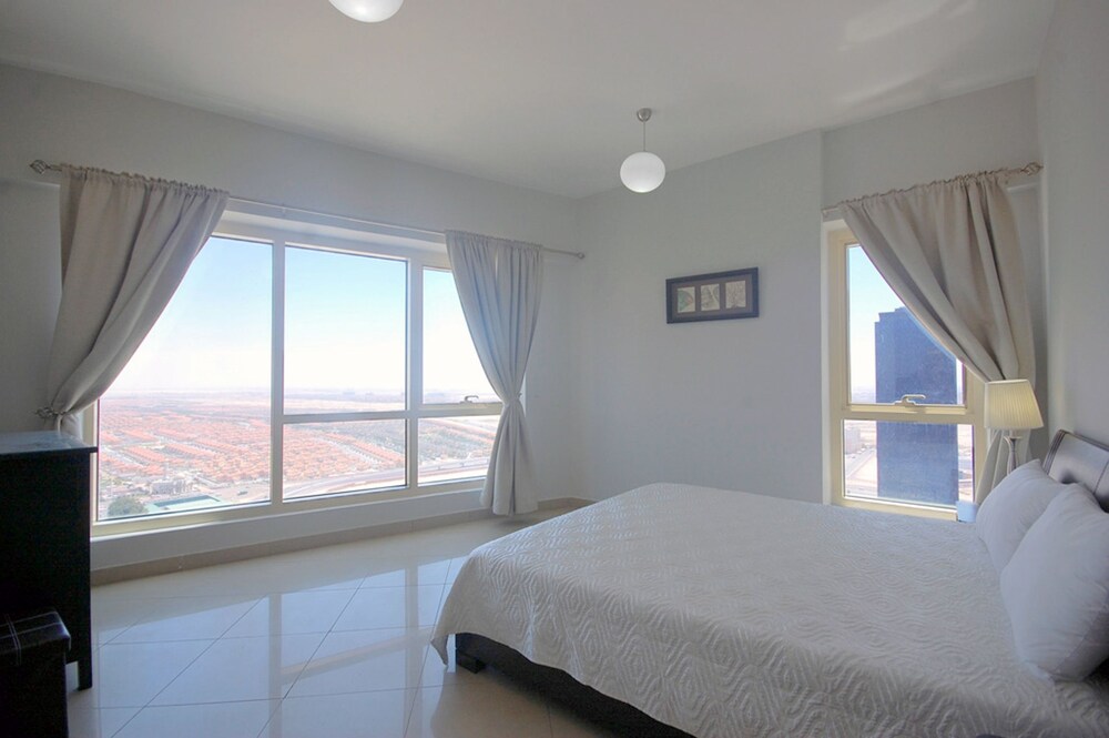 Kennedy Towers Icon Tower - last minute hotel in Dubai