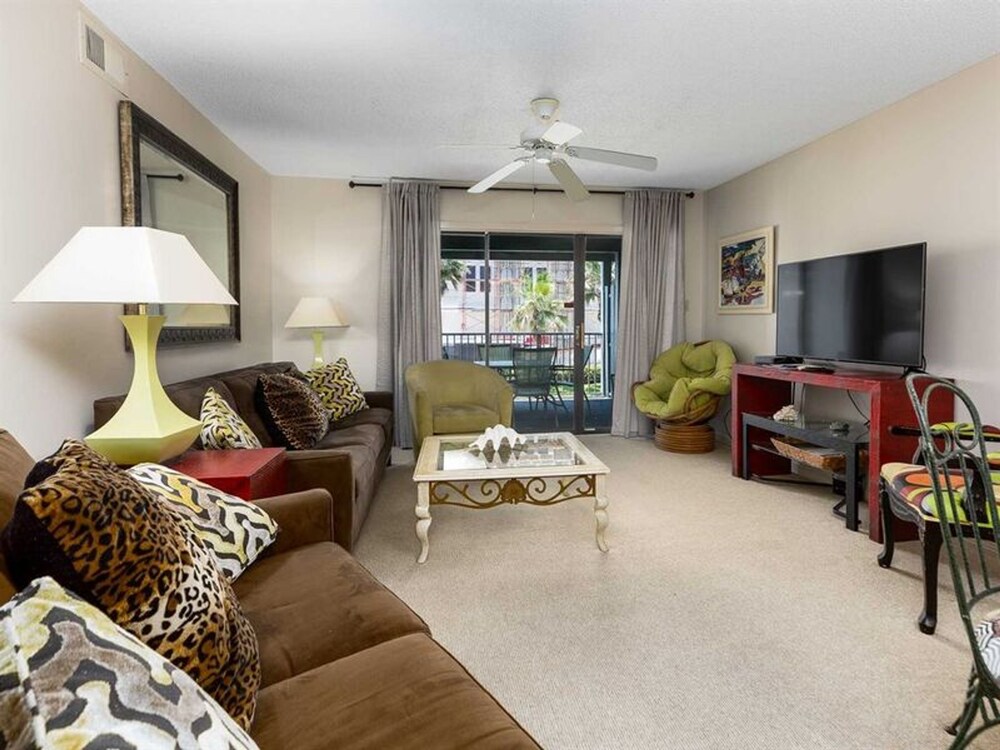 Seascape 110 by Meyer Vacation Rentals — 4-Star Luxury Hotel in Orange Beach, United States