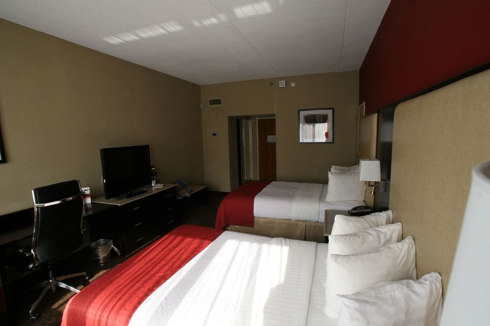 Liyo Inn Clinton - photo 18