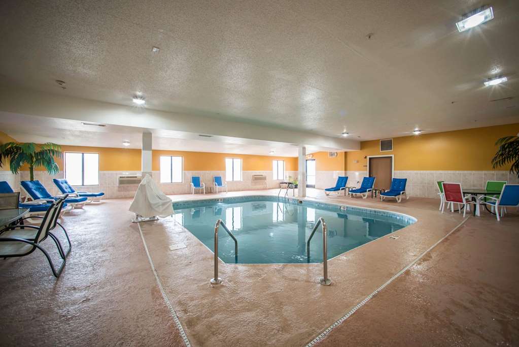 Quality Inn Litchfield Route 66 - photo 17