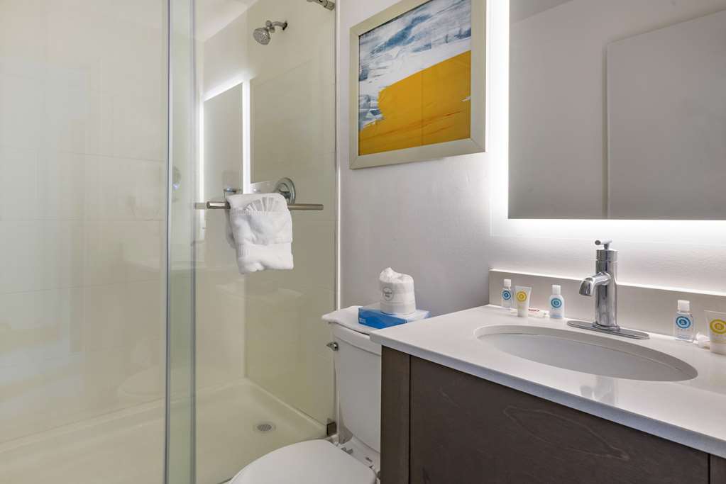 Comfort Inn Philadelphia International Airport - photo 11