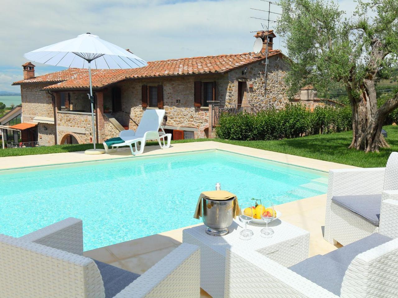 Holiday Home Trasimeno Link by Interhome — 4-Star Luxury Hotel in Magione, Italy