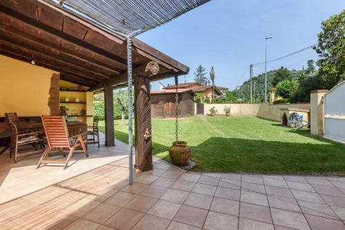 Casina Franca by Mmega in Camaiore, Italy