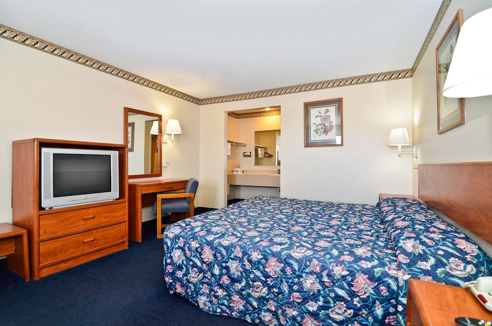 Residential Suites Blue Springs by Hotel O I 70 - photo 14