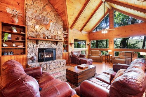 Hazy Hideaway with View of Ellijay River in the North GA Mountains in Blue Ridge, United States